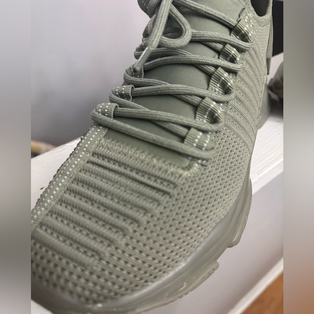 Maxima Olive Women's Sneakers - Picture 6 of 10